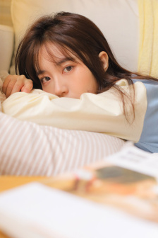 女大学生的沙龙室6